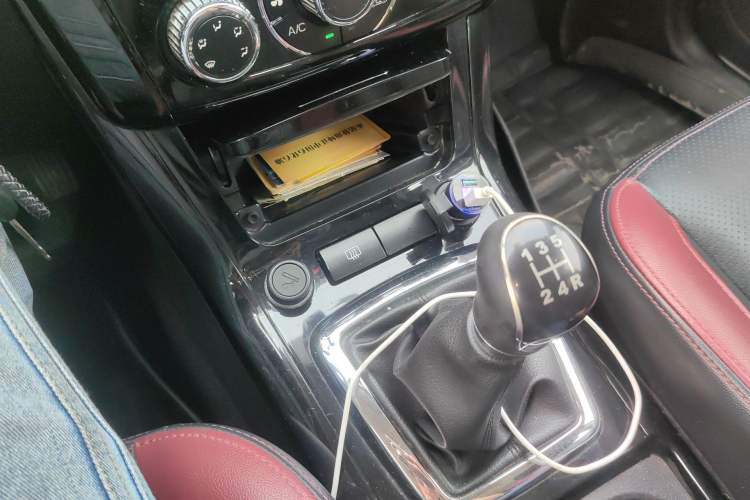 Used HYOSOW S3 2015 1.5L Comfort Version National V Gear Lever