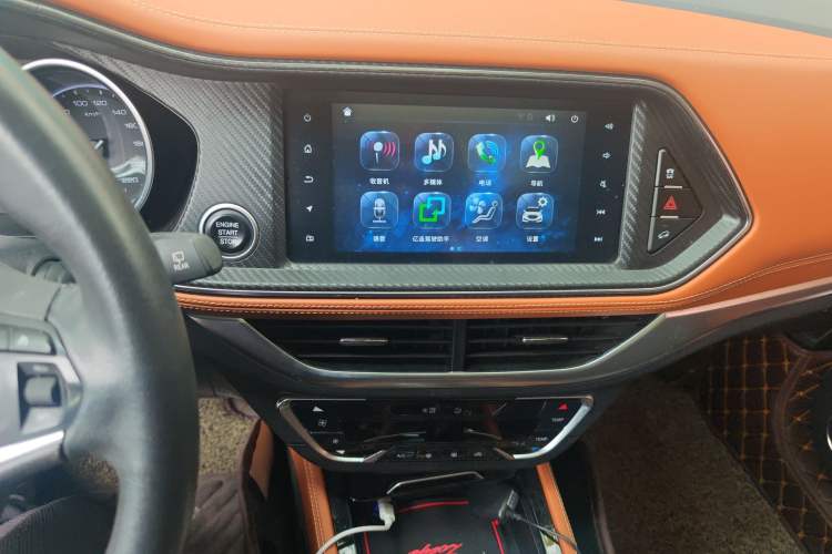 Used Zotye T300 2017 1.5L Manual Luxury Model Audio And AC Panel