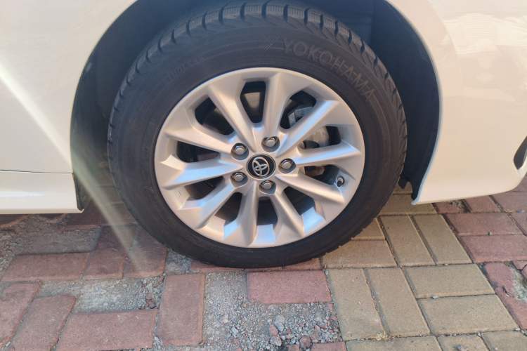 Used Toyota Corolla 2021 Dual-Motor 1.8L E-CVT Elite Edition