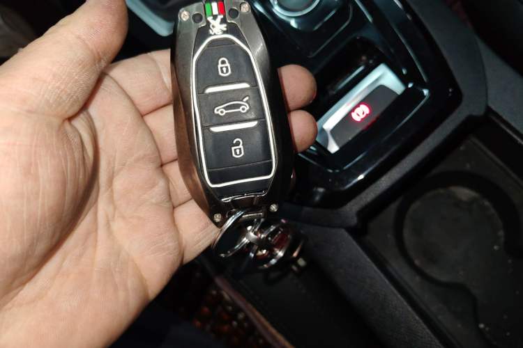 Used Peugeot 408 2022 1.6T Light-Chasing Edition Vehicle Key