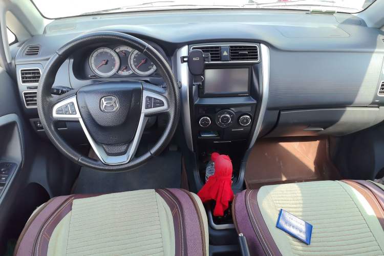 Used Suzuki Liana A6 2015 Hatchback 1.4L Manual Ideal Model Center Console