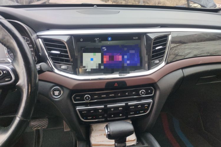 Used GAC Trumpchi GS8 2017 320T Two-Wheel Drive Luxury Smart Connectivity Version (7 Seats)