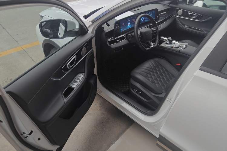 Used Chery Tiggo 7 PLUS 2025 1.6 TGDI DCT Luxury Version Driver Seat