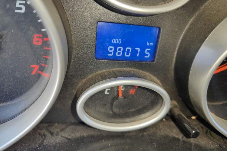 Used CHANGAN Alsvin 2010 Hatchback 1.5L Manual Comfort Edition