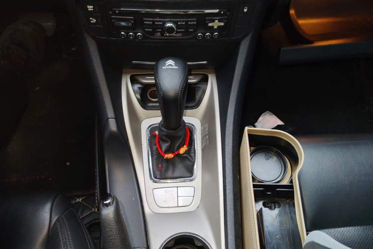 Used Citroen C5 2010 2.3L Automatic Luxury Edition Gear Lever