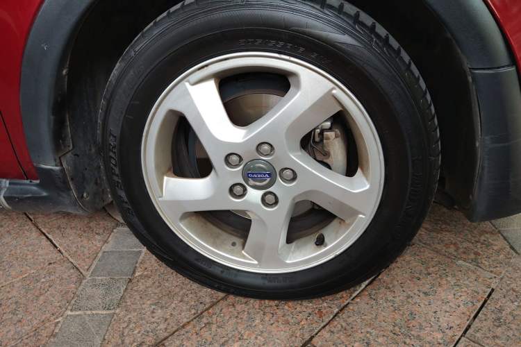 Used Volvo C30 2010 2.0 ZhiShang Version
