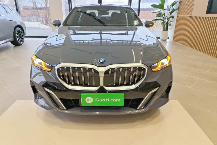 Used BMW i5 2024 eDrive 35L M Sport Package
