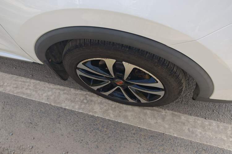 Used Roewe RX3 2020 1.6L CVT 4G Connected Ultra-Cool Flagship Edition Right Front Wheel Hub