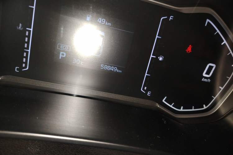 Used Kia K3 2019 1.5L CVT New Sharp Edition Odometer Close Up