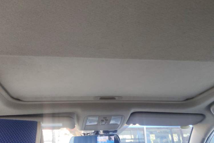 Used Toyota RAV4 2011 2.4L Automatic 4x4 Luxury Edition Headliner