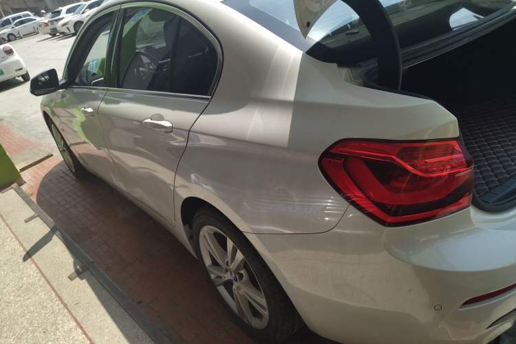 Used BMW 1 Series 2017 118i Design Package Model
