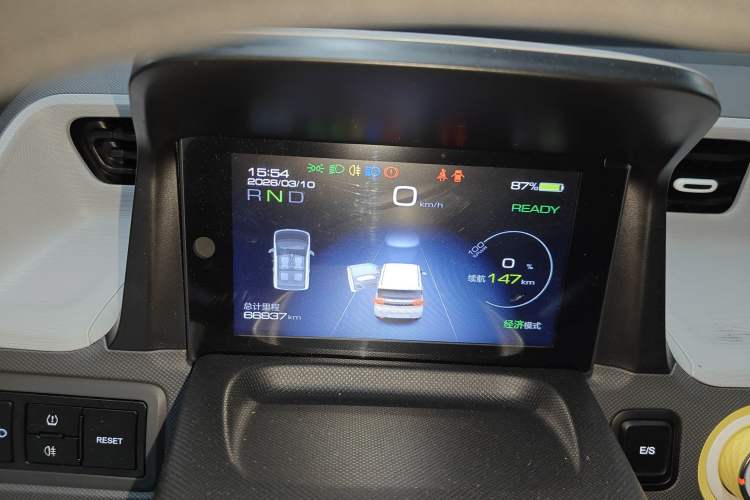 Used Wuling Hongguang MINIEV 2021 Macaron Premium Model – Lithium-NMC