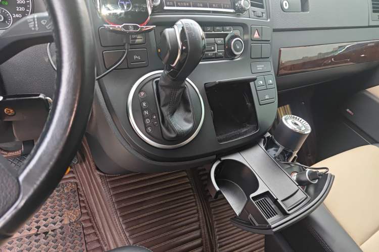 Used Volkswagen Multivan 2012 2.0 TSI Four-Wheel Drive Deluxe Edition
