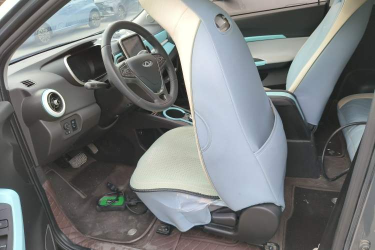 Used Chery QQ Little Ant 2021 150 000 Yuan "Ant Fan" Edition New Ant Cool Version Lithium-Ion Battery