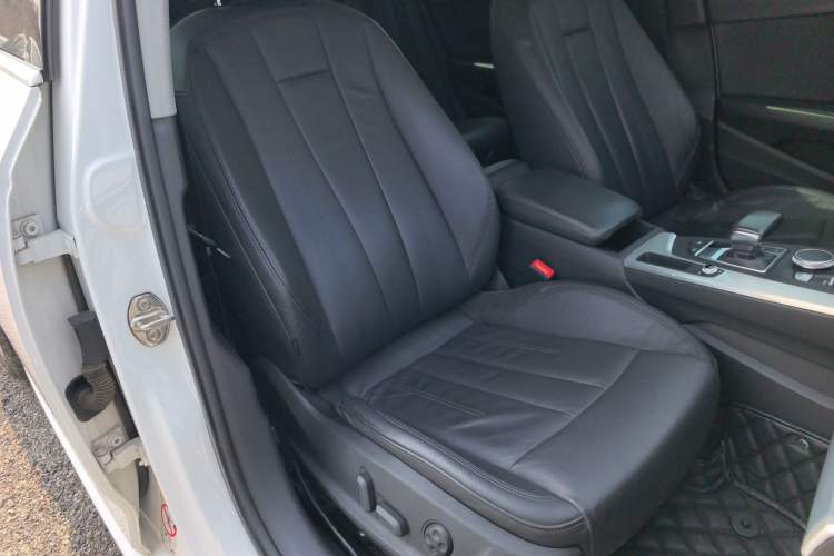 Used Audi A4L 2019 40 TFSI Ambition China VI