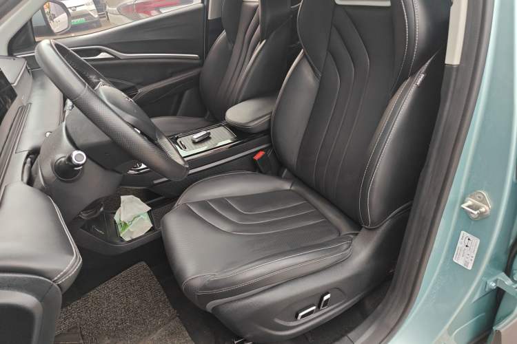 Used NETA U 2021 Pro 400 Industry Custom Edition Left Front Seat