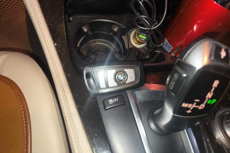 Used BMW 5 Series 2011 523Li Luxury Model