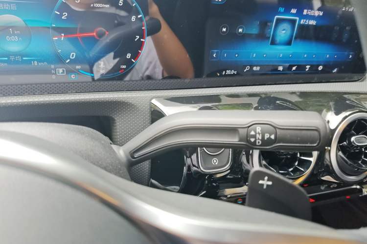 Used Mercedes-Benz A-Class 2021 A 180 L Sport Sedan Gear Lever