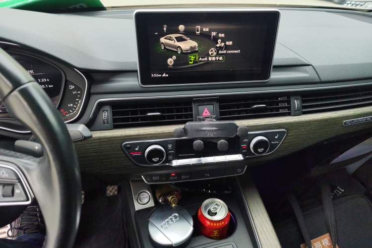 Used Audi A4L 2018 30th Anniversary Edition 40 TFSI Fashion Model