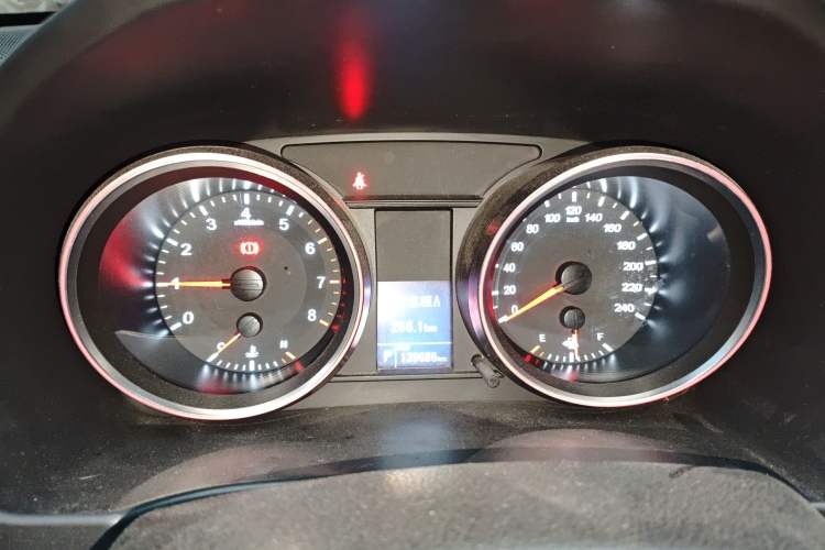 Used Haval H6 2015 Sport Edition 1.5T Automatic Two-Wheel Drive Luxury Model
