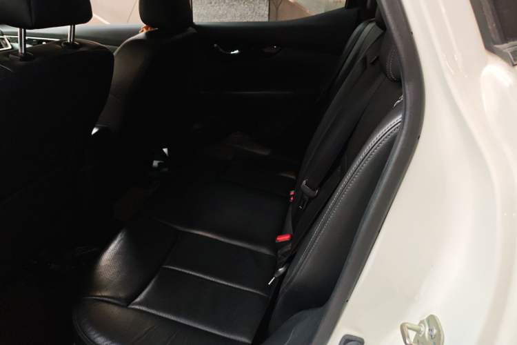 Used Nissan Qashqai 2016 2.0L CVT Deluxe Edition Left Rear Seat