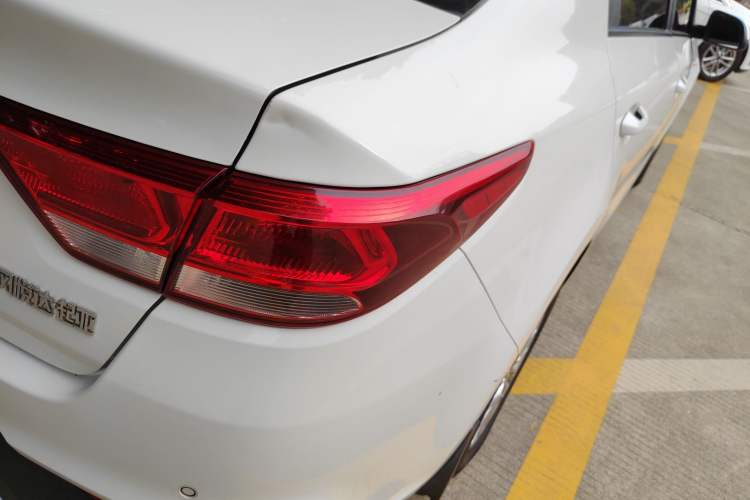 Used Kia K2 2017 Sedan 1.4L Automatic Transmission 15th Anniversary Special Edition GLS