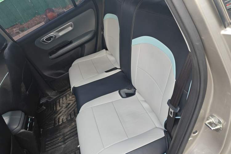 Used AION Y 2023 Younger
