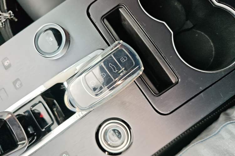 Used Chery Tiggo 8 PLUS 2022 Kunpeng Edition 390TGDI DCT Passion Version
