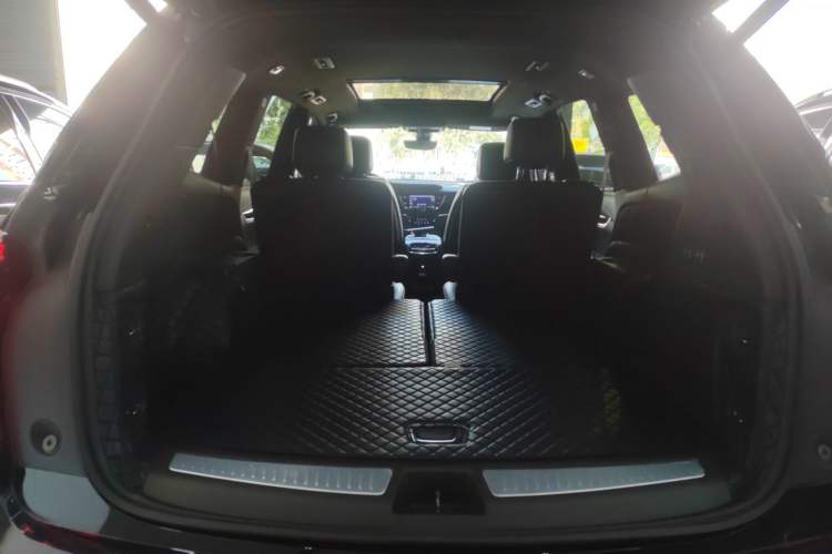 Used Cadillac XT6 2022 2.0T Six-Seater Four-Wheel Drive Luxury Version