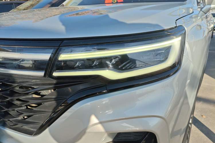 Used Roewe RX5 MAX 2021 Supreme Series 300TGI Automatic Luxury Cabin Edition
