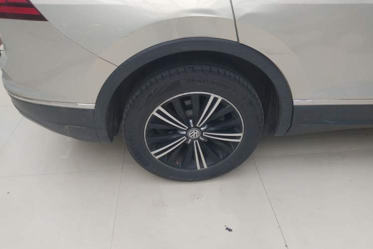 Used Volkswagen Tiguan L 2019 330TSI Automatic Two-Wheel Drive Panoramic Comfort Edition China VI Standard