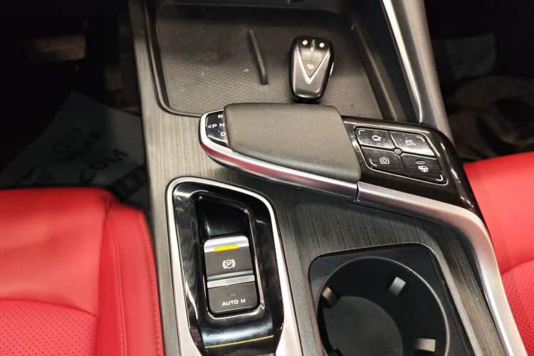 Used CHANGAN UNI-T 2020 1.5T Flagship Version Gear Lever