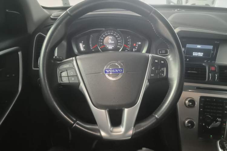 Used Volvo XC60 2015 T5 Smart Upgrade Model