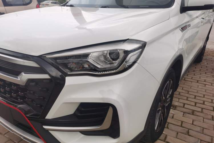 Used Sinotruk VGV VX7 2022 2.0T Automatic Industry-Customized Version HY4C20B Left Front Headlight