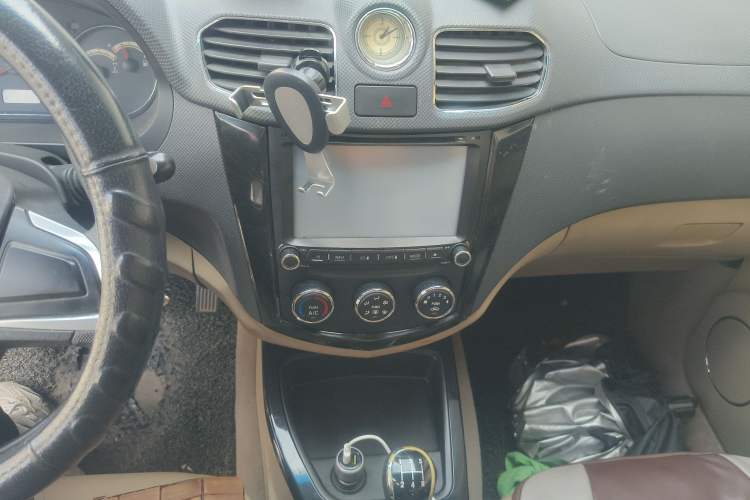 Used Wuling Hongguang 2014 1.5L S Luxury Model