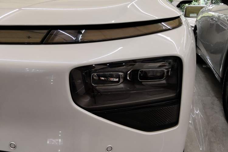 Used XPeng G9 2025 625 Long-Range Max Left Front Headlight