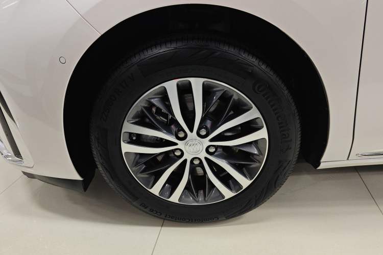 Used Buick GL8 2023 ES Lu Zun Deluxe and Yue Edition Left Front Wheel Hub