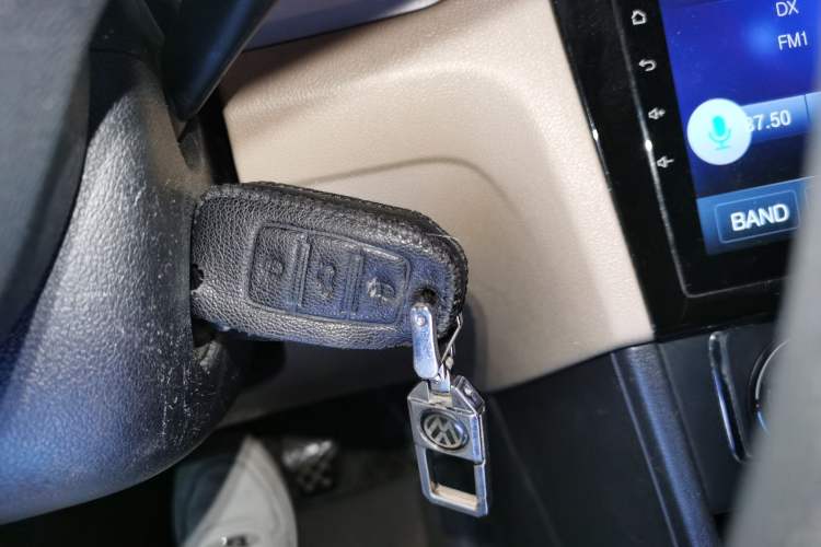 Used Volkswagen Jetta 2015 1.6L Manual Comfort Model