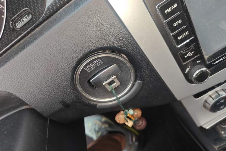 Used Volkswagen Magotan 2012 Revised 1.8TSI Luxury Version Vehicle Key