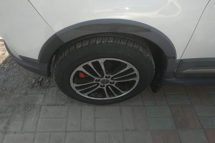 Used Haval H1 2015 1.5L AMT Luxury Model