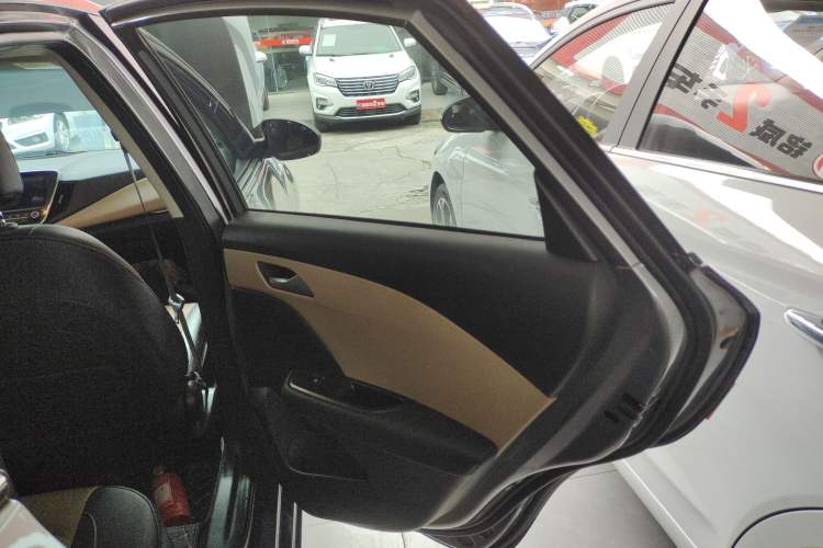 Used Chevrolet Monza 2020 320 Automatic Enjoyment Edition
