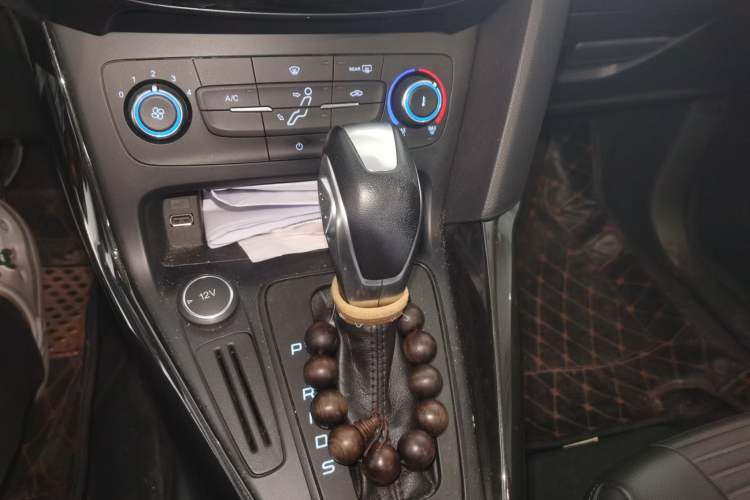 Used Ford Focus 2018 Hatchback Classic 1.6L Automatic Trendy SmartDrive Edition
