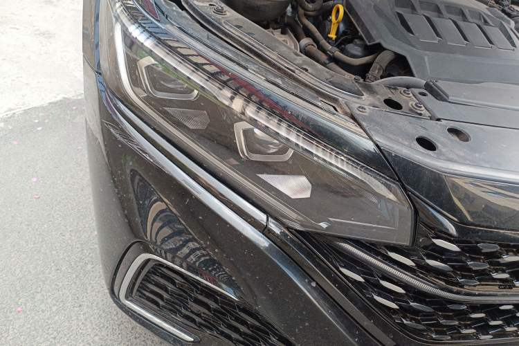 Used Volkswagen Passat 2022 330TSI Starry Luxury Edition Right Front Headlight