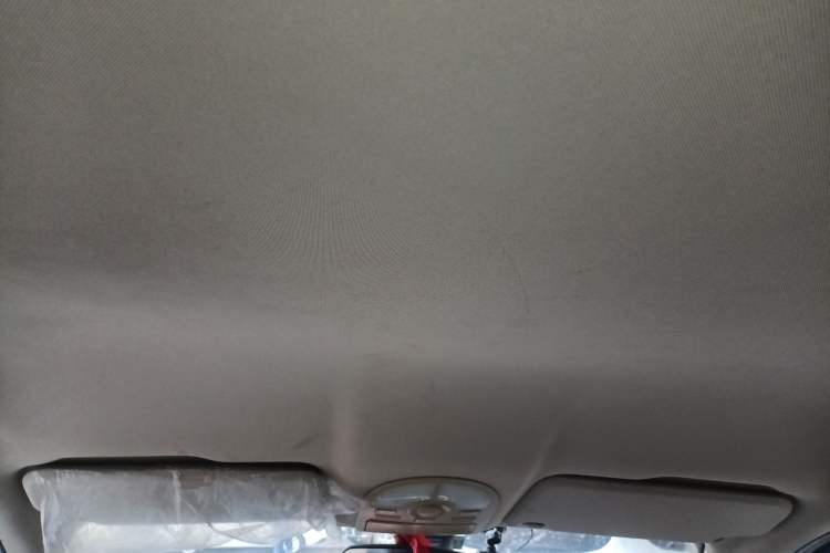 Used FAW Yingzhi 737 2015 1.5L Manual Deluxe Navigation Version
