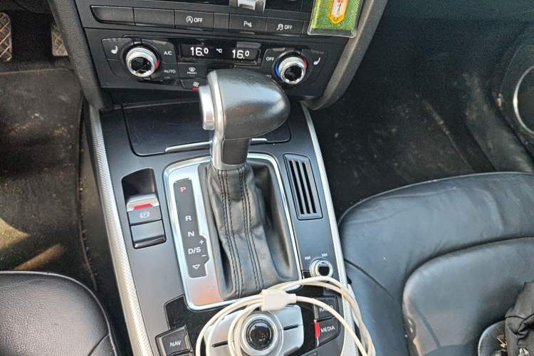 Used Audi A4 2014 40 TFSI allroad quattro plus version
