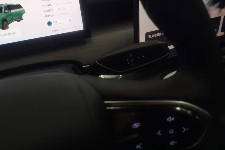 Used Chery Tiggo 8 PLUS 2025 Model 290TGDI DCT Chufeng Edition—5 Seaters
