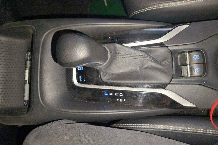 Used Toyota Corolla 2021 1.2T S-CVT Luxury Edition Gear Lever