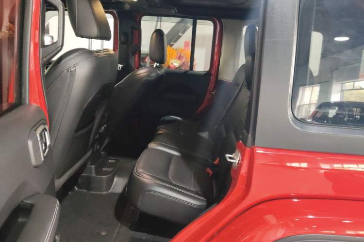 Used Jeep Wrangler 2021 2.0T Sahara Four-Door Edition