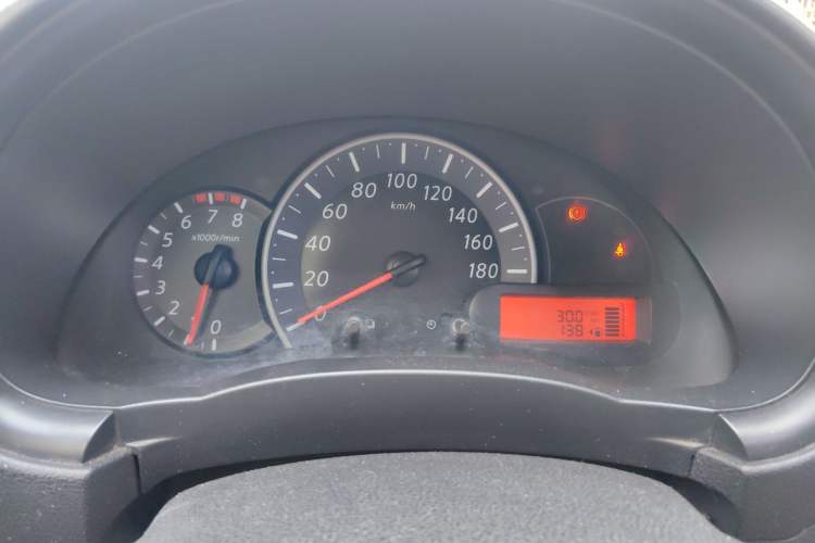 Used Nissan March 2010 1.5L Manual Easi-Style Edition
