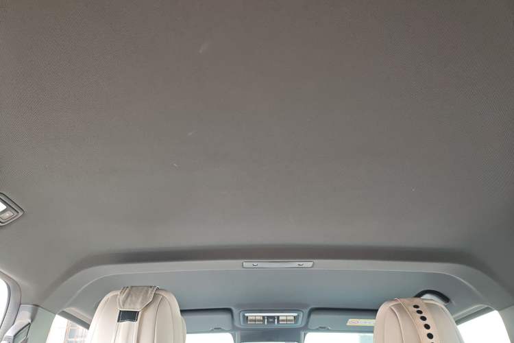 Used iCAR V23 2025 401 Two-Wheel Drive Advanced Edition Headliner